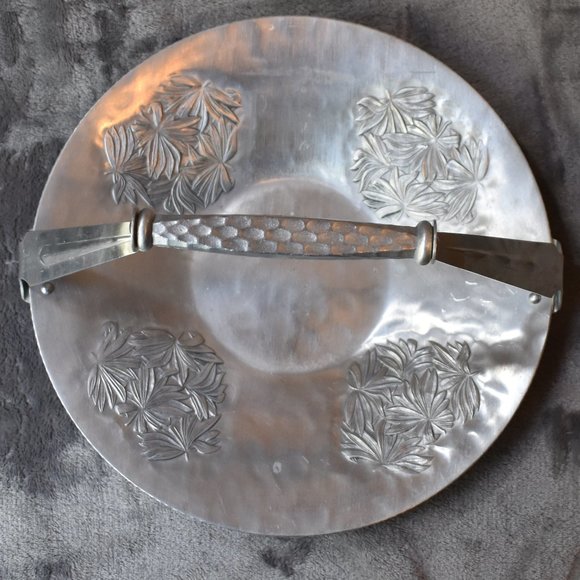 Vintage Everlast Metal Tray with Handle - Picture 2 of 12